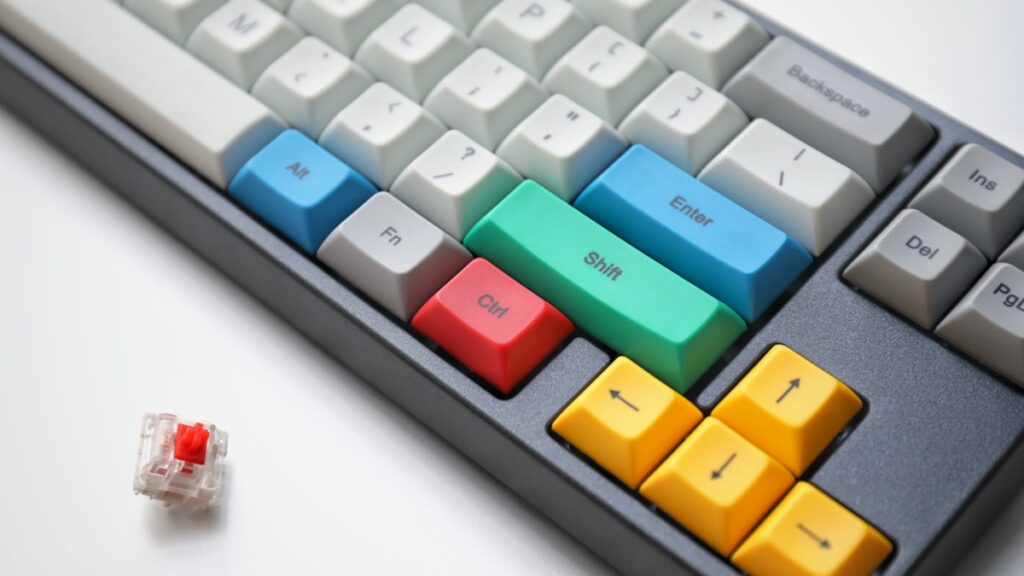 Featured Image For Best Ergonomic Keyboards Working From Home